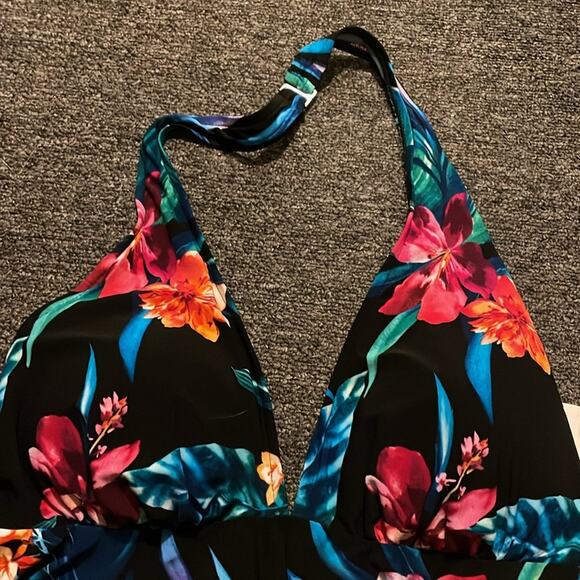 Swim Solutions Plus Women's Floral Triple Tiered Halter Tankini Top NWT Size 18 - Picture 2 of 4